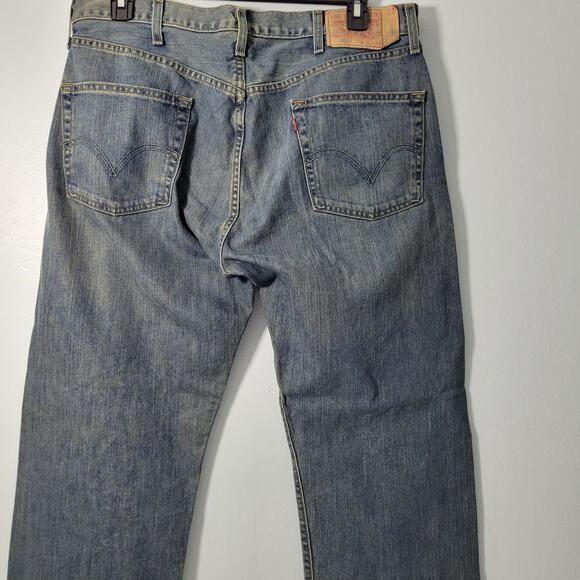Levi's Original Men's 501 jeans Size 38x34L Button Fly 33022-0524 - Picture 4 of 9